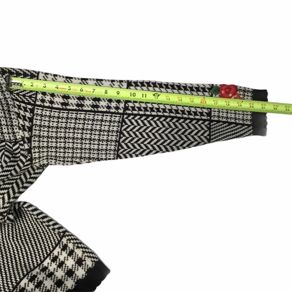 Vintage Hand Embroidered Sweater Geist - Picture 6 of 9